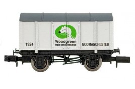 2F-013-123 Woodgreen Animal Charity - Gunpowder Van N Gauge